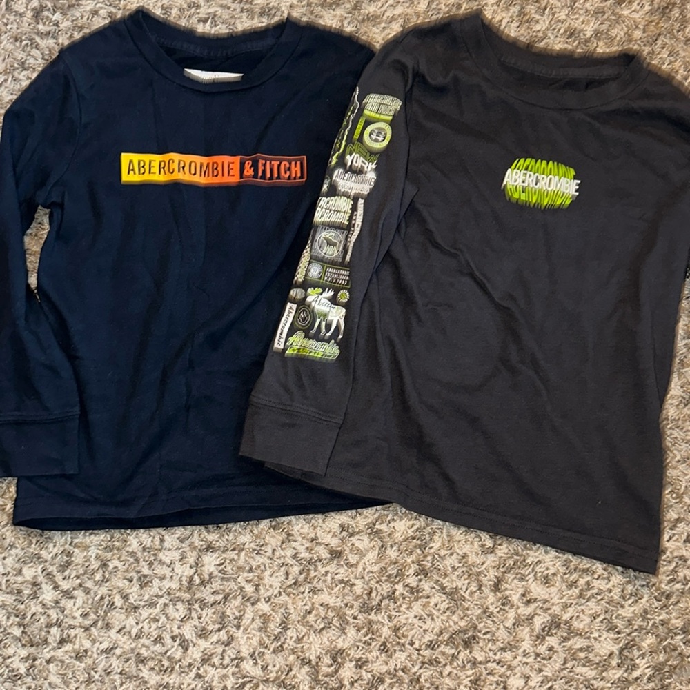 Like new Abercrombie kids size 5/6 cotton long sleeve t shirts. 2